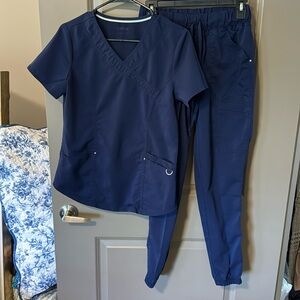 Navy ScrubStar jogger scrub set in size XS